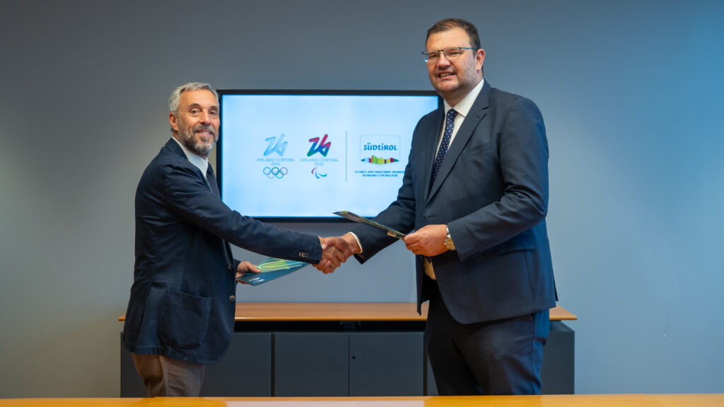 Andrea Varnier, CEO von Milano Cortina 2026 und Hansi Pichler (IDM Südtirol)